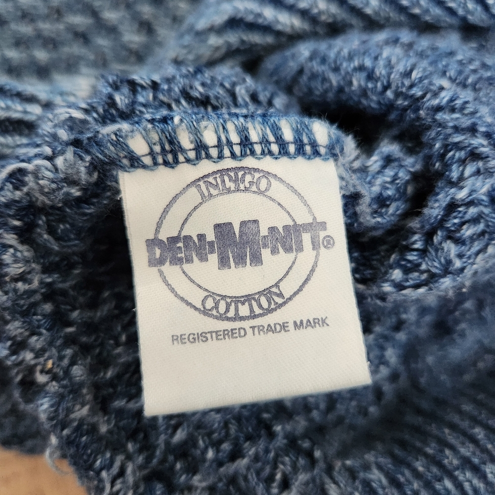 Blue Willi's Men's Denim V-Neck Sweater - Picture 6 of 7